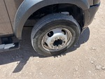 Underbody with Right Steer Tire