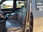Cab with Seats/armrests