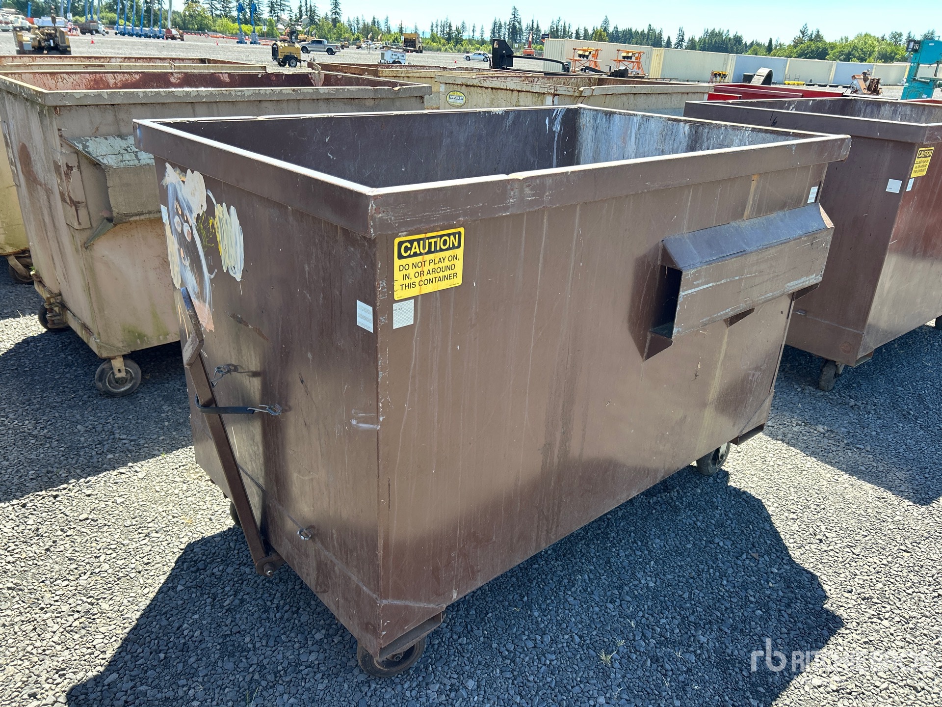 General Appearance with Picture, Right Rear Corner