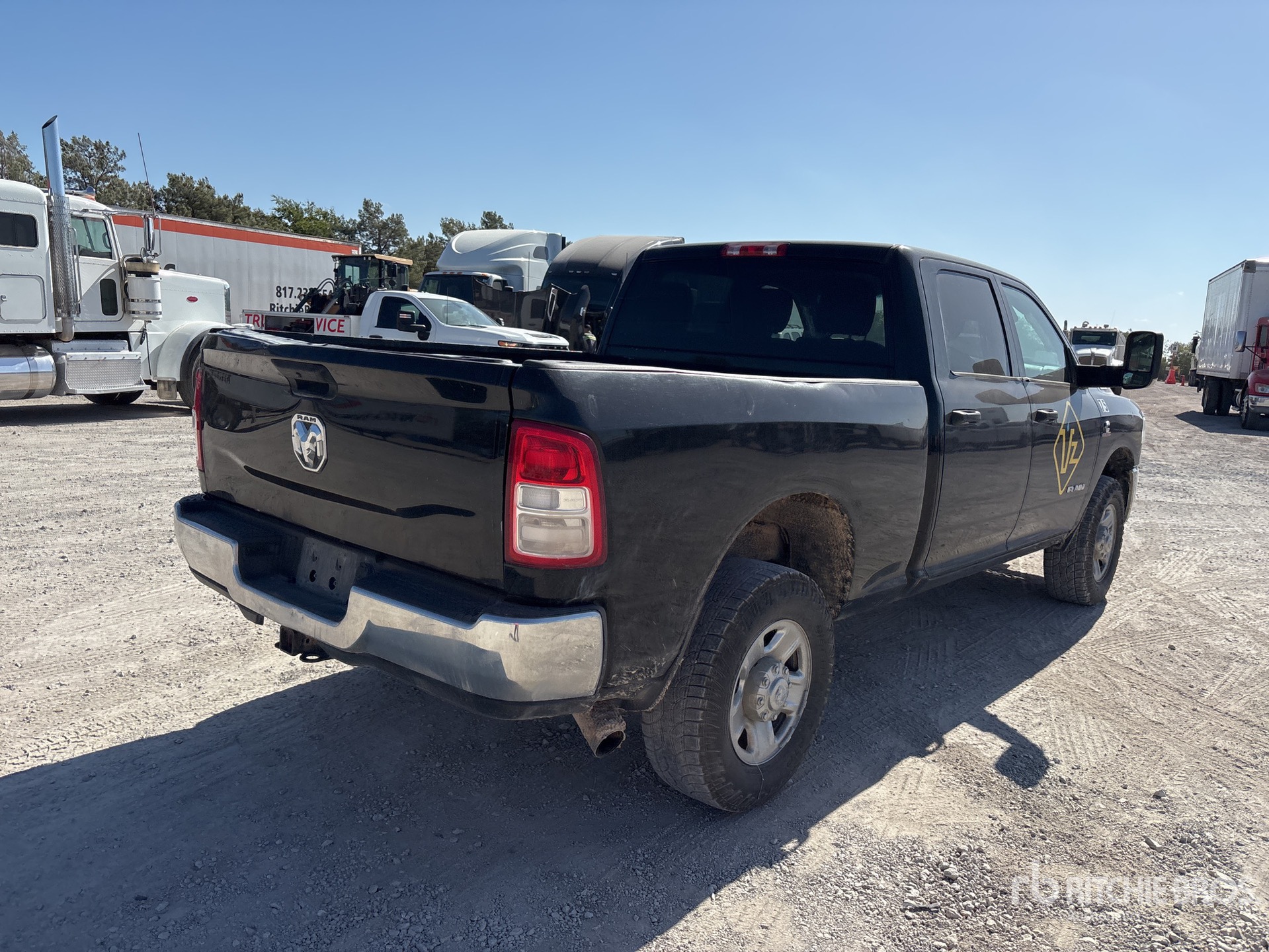 General Appearance with Picture, Right Rear Corner