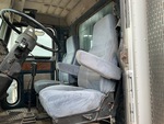 Cab with Seats/armrests