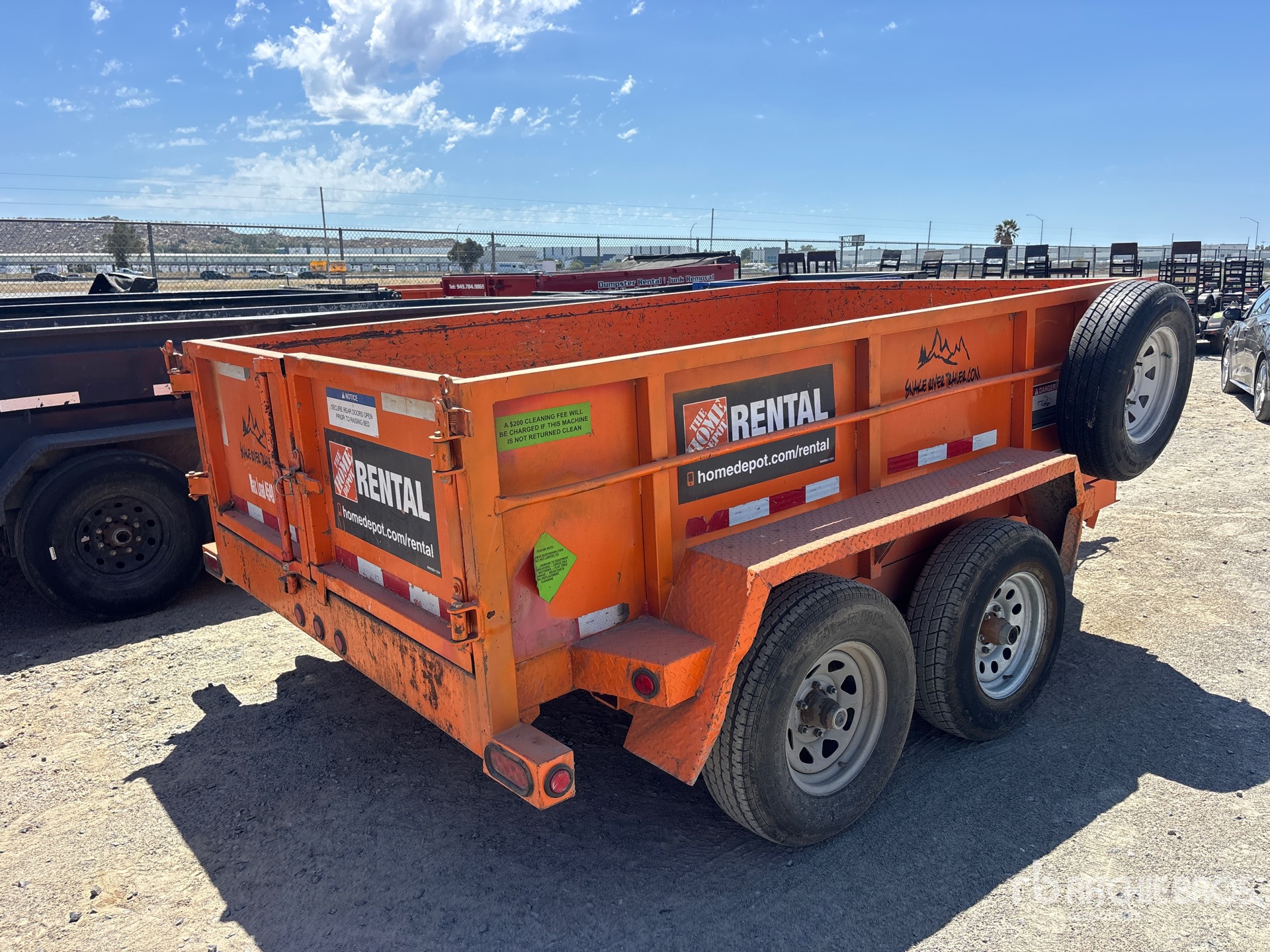 General Appearance with Picture, Right Rear Corner
