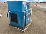 General Appearance with Foto, angolo anteriore sinistro