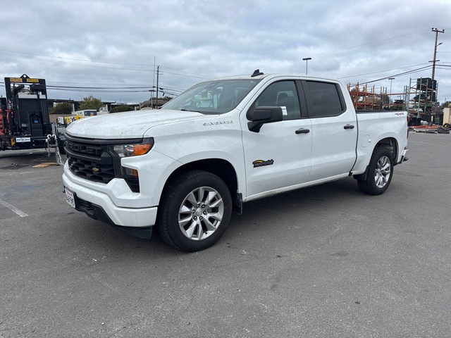2022 Chevrolet 1500 Custom 4x4 Crew Cab Pickup