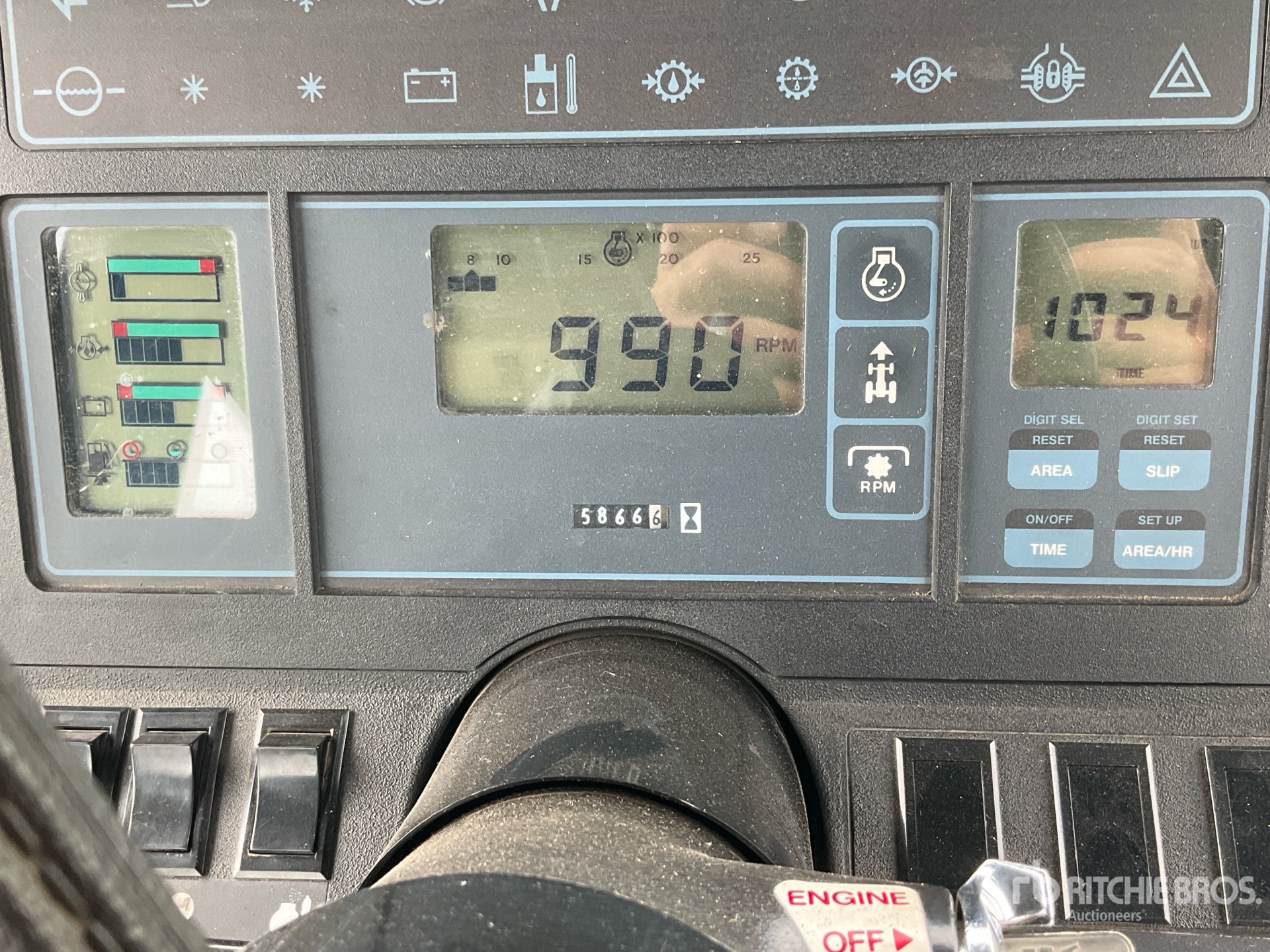 1991 Ford VERSATILE 946