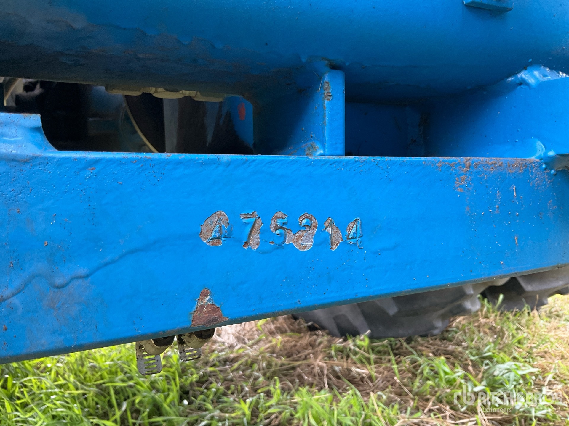 1991 Ford VERSATILE 946