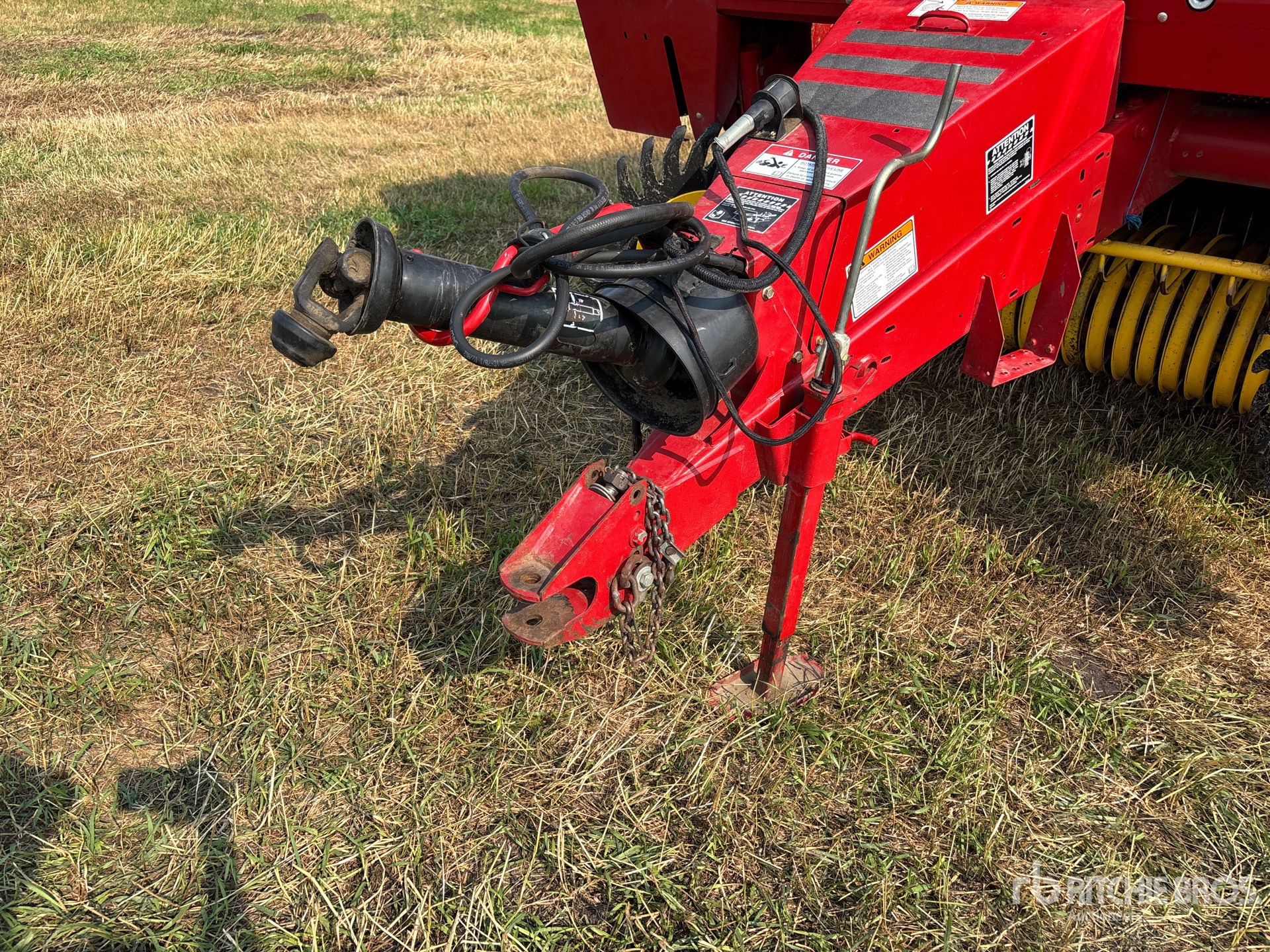 New Holland 688