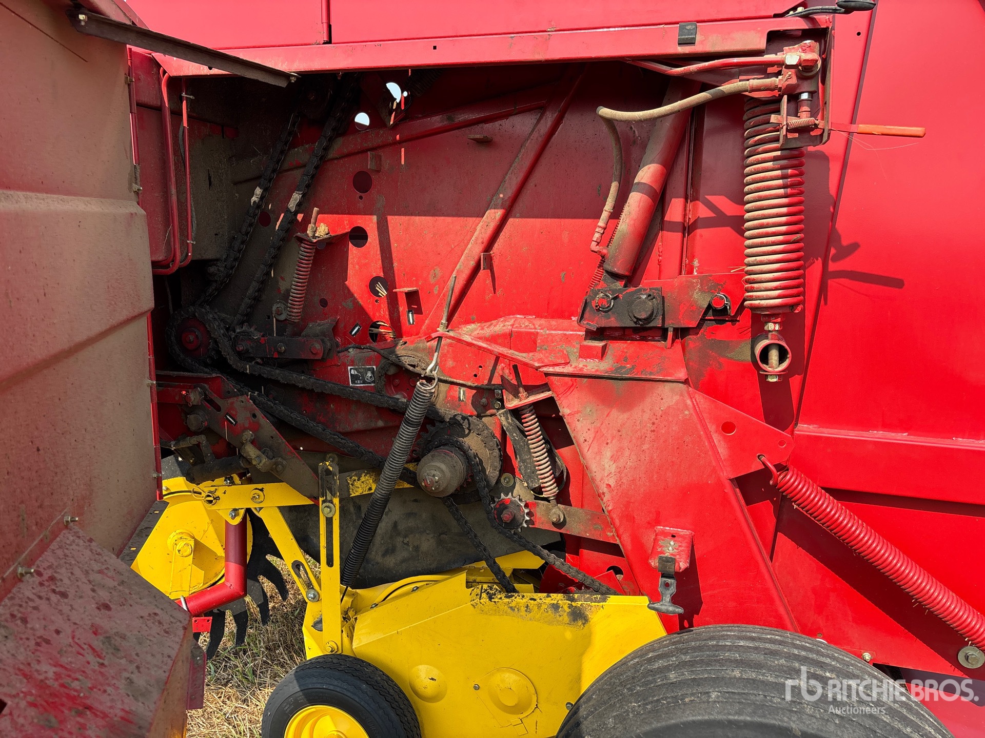 New Holland 688