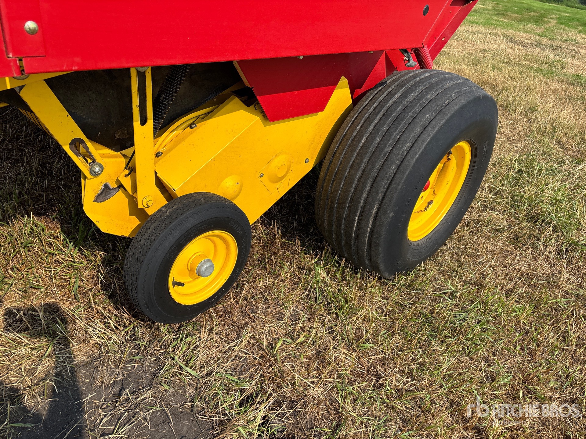 New Holland 688