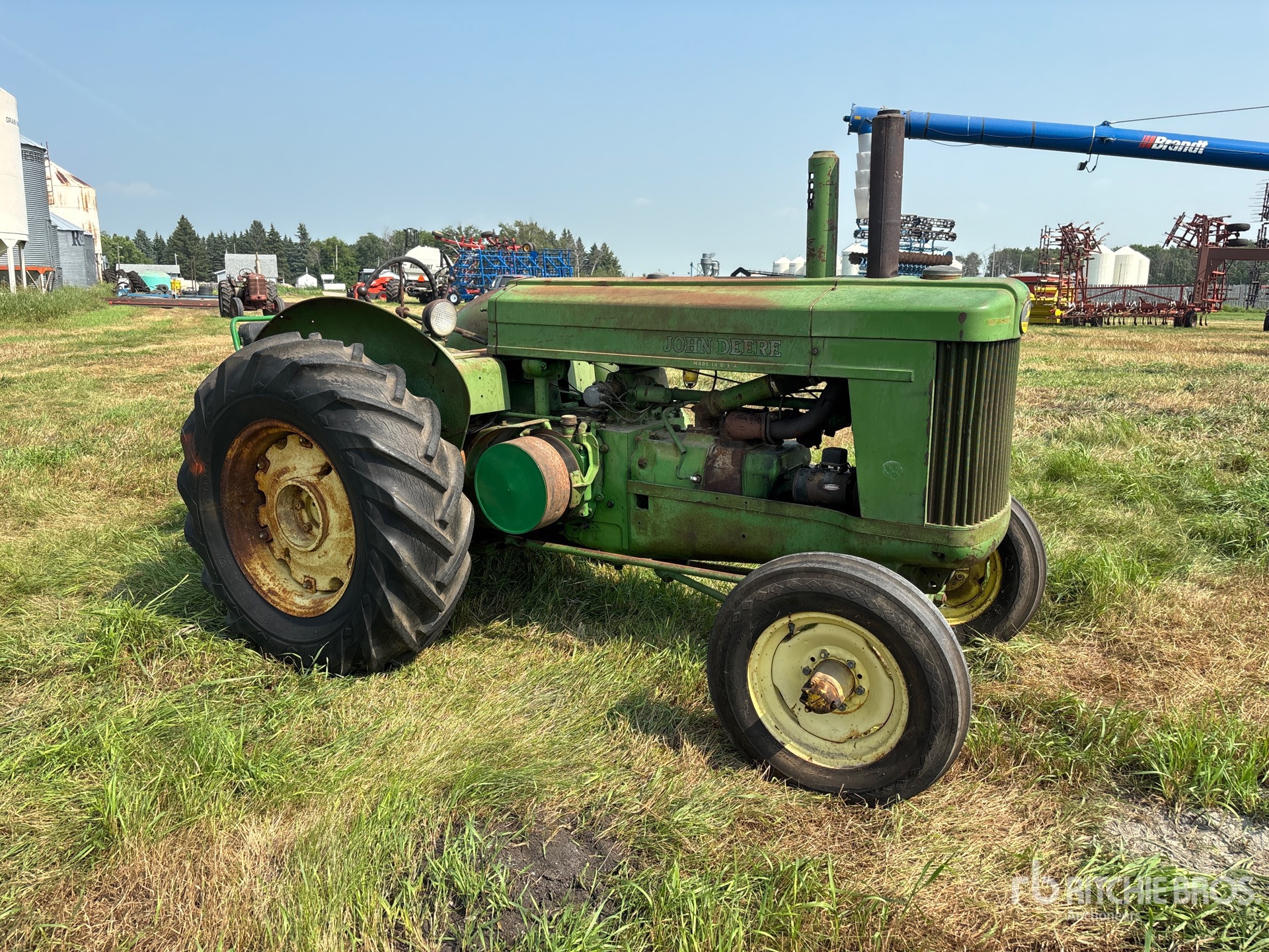 John Deere A SERIES