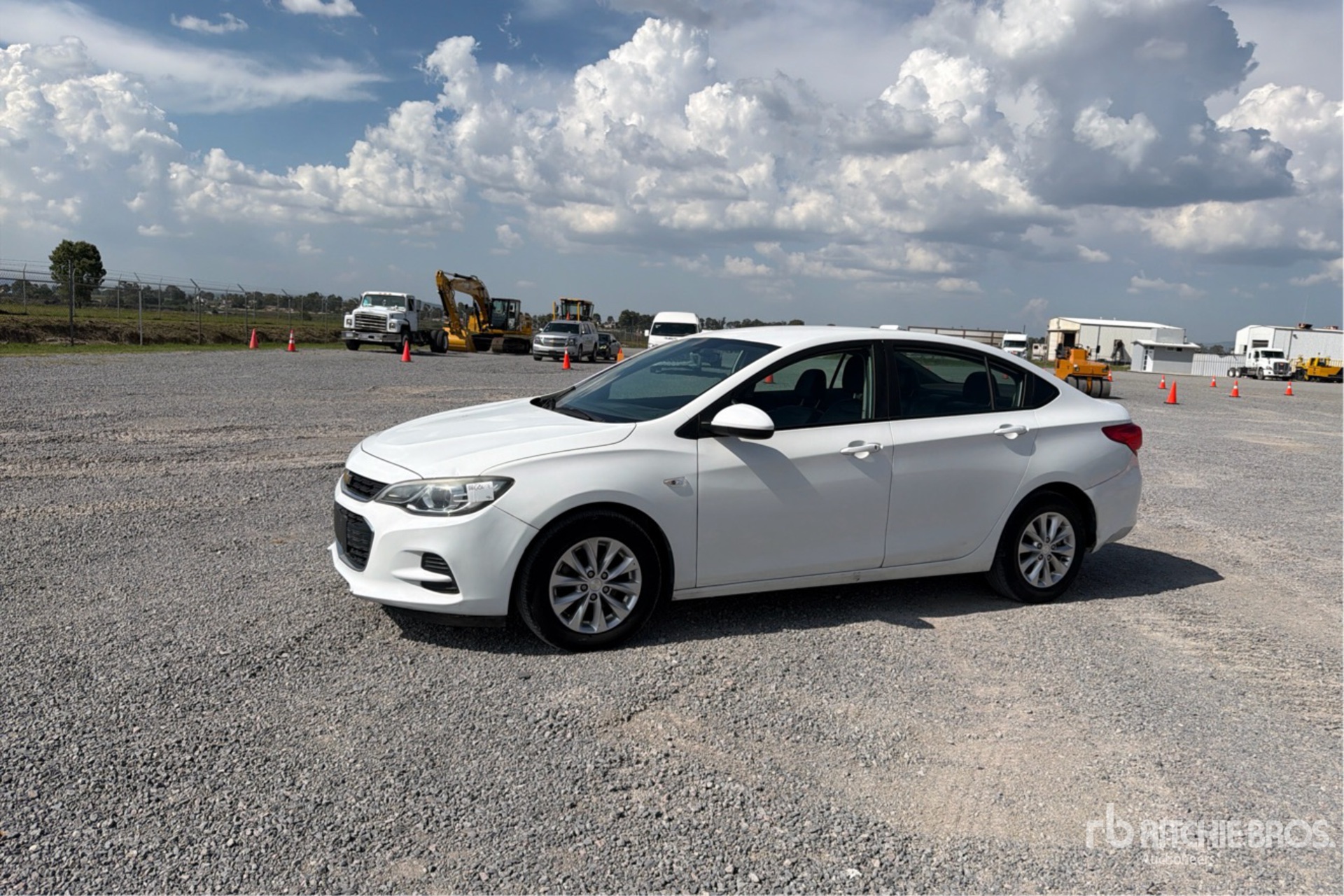 General Appearance with Picture, Left Front Corner