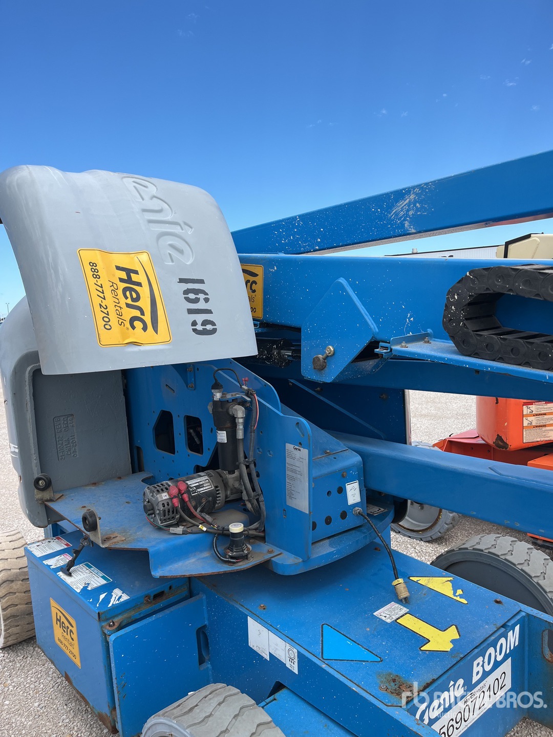 Photo of a 2012 Genie Z-40/23N
