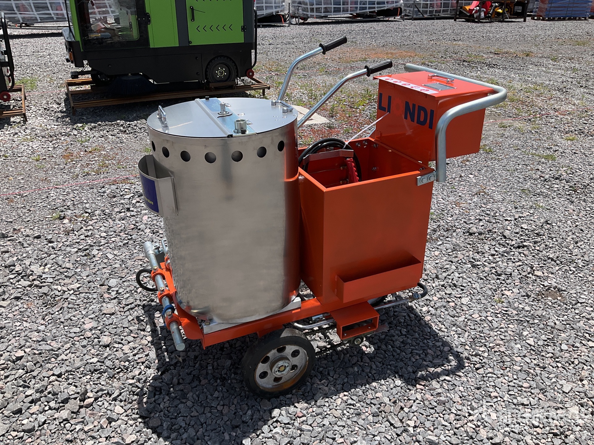 General Appearance with Picture, Left Front Corner