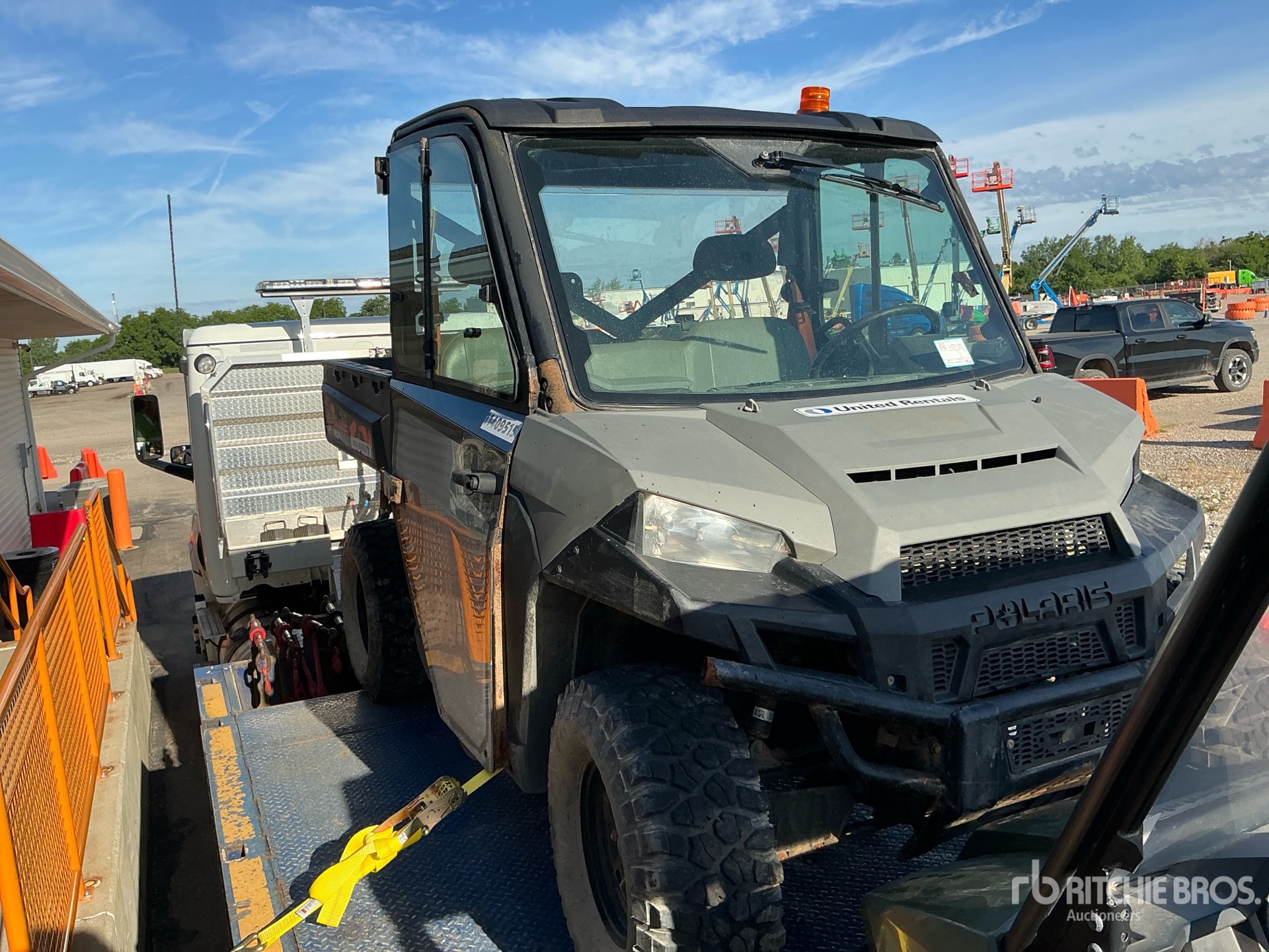 General Appearance with Featured Photo