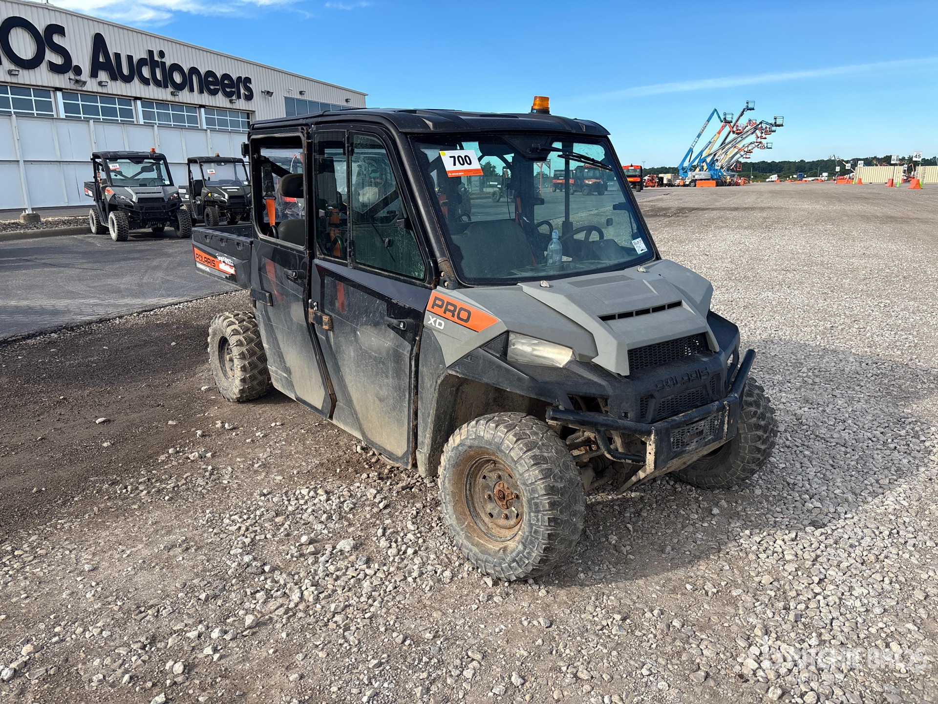 General Appearance with Picture, Right Front Corner
