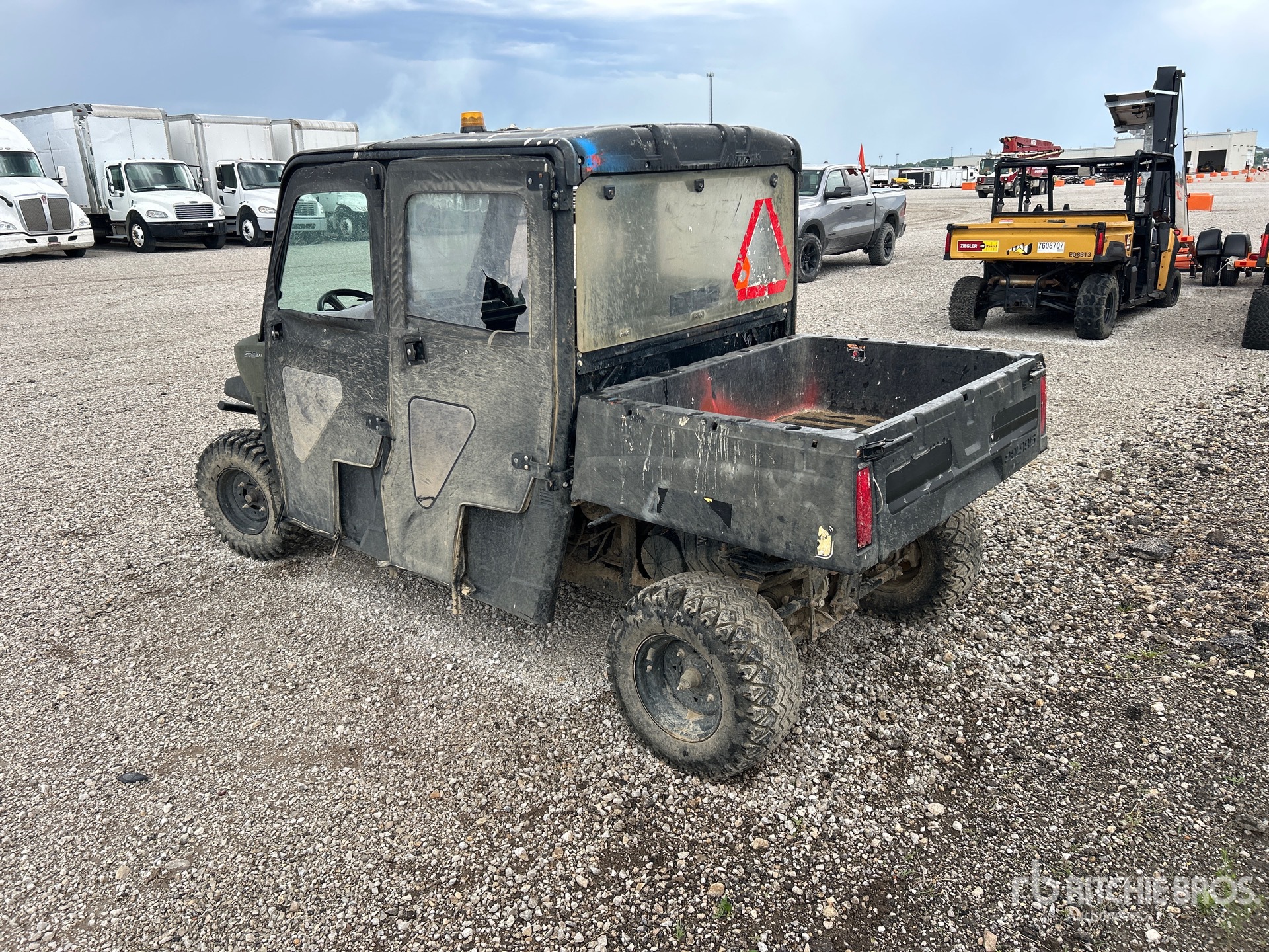 General Appearance with Picture, Left Rear Corner