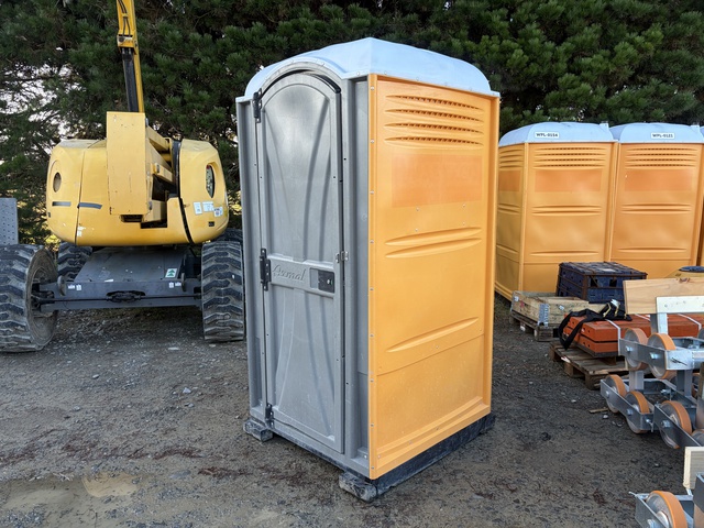 1.1 m x 1.2 m Portable Toilet
