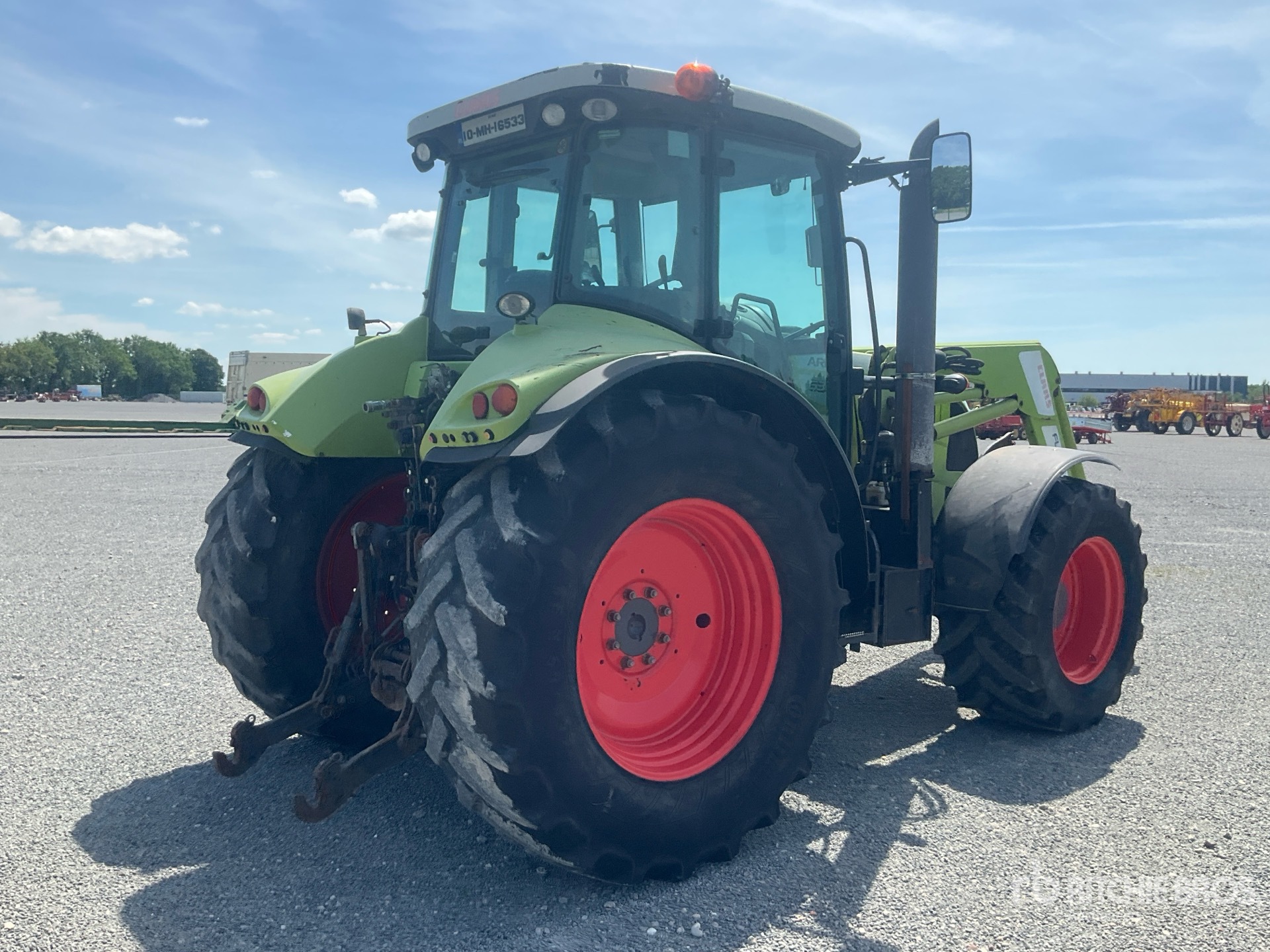 General Appearance with Picture, Right Rear Corner