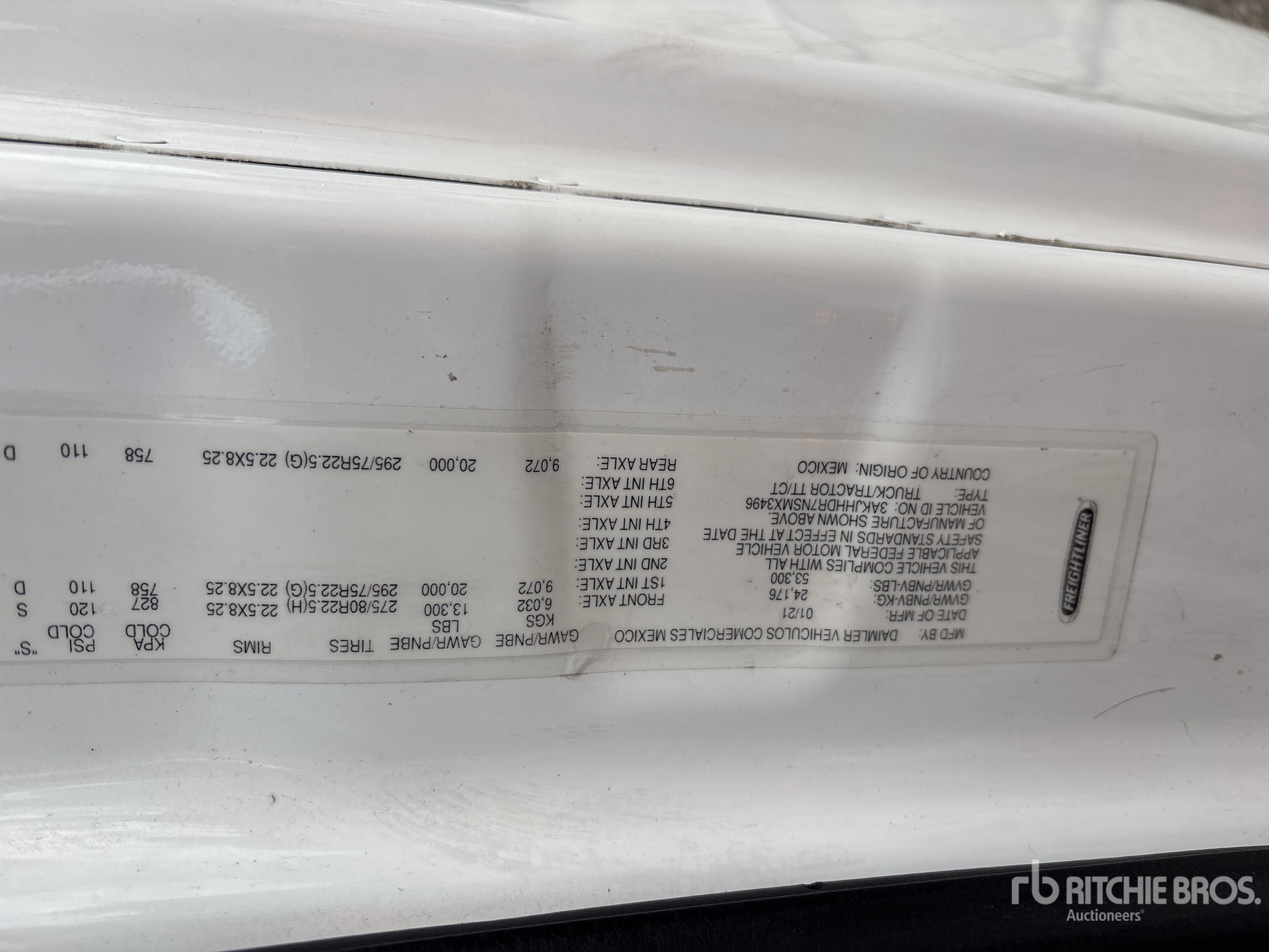 2022 Freightliner CASCADIA 126