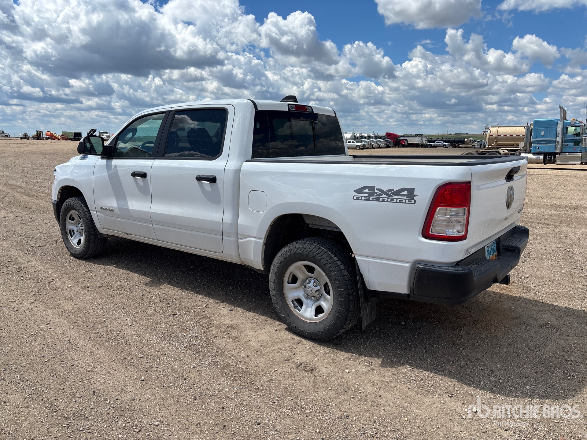 General Appearance with Picture, Left Rear Corner