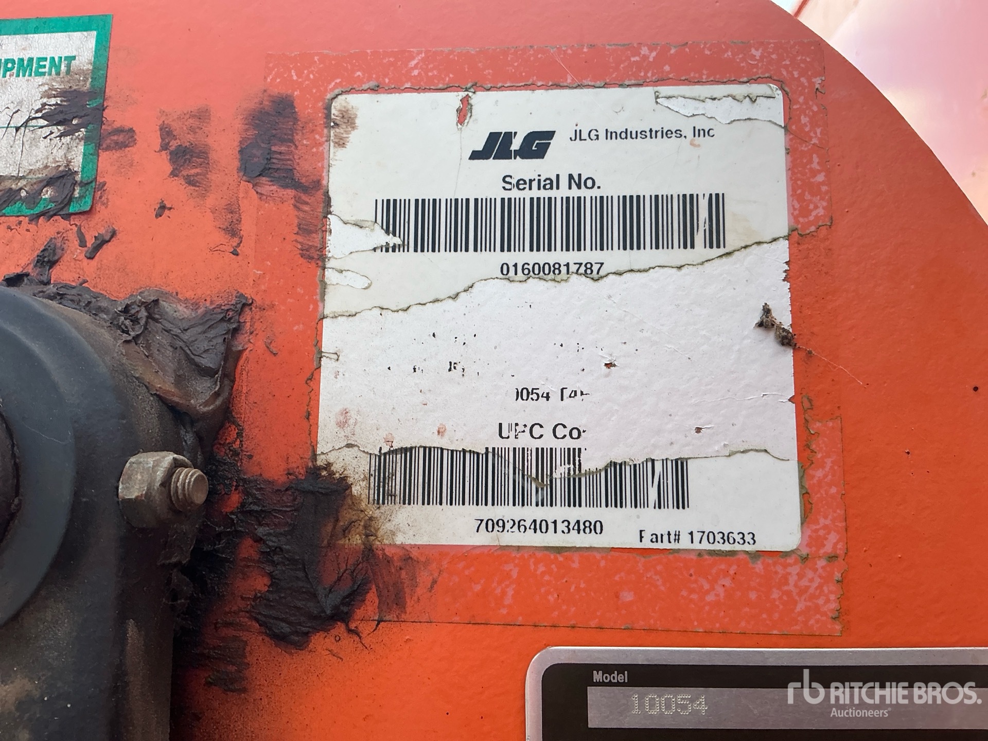 2017 JLG 10054