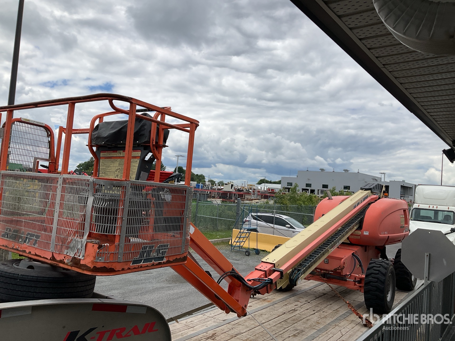 Photo of a 2003 JLG 600SJ