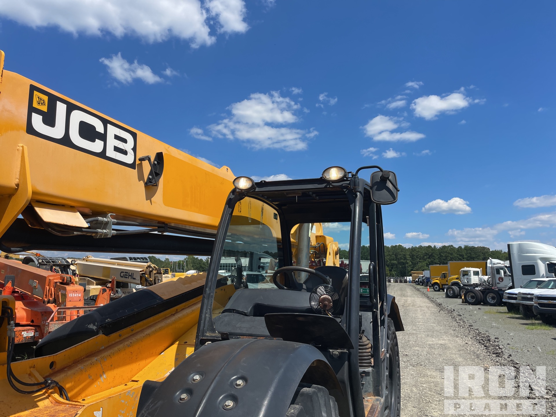 2019 JCB 509.42