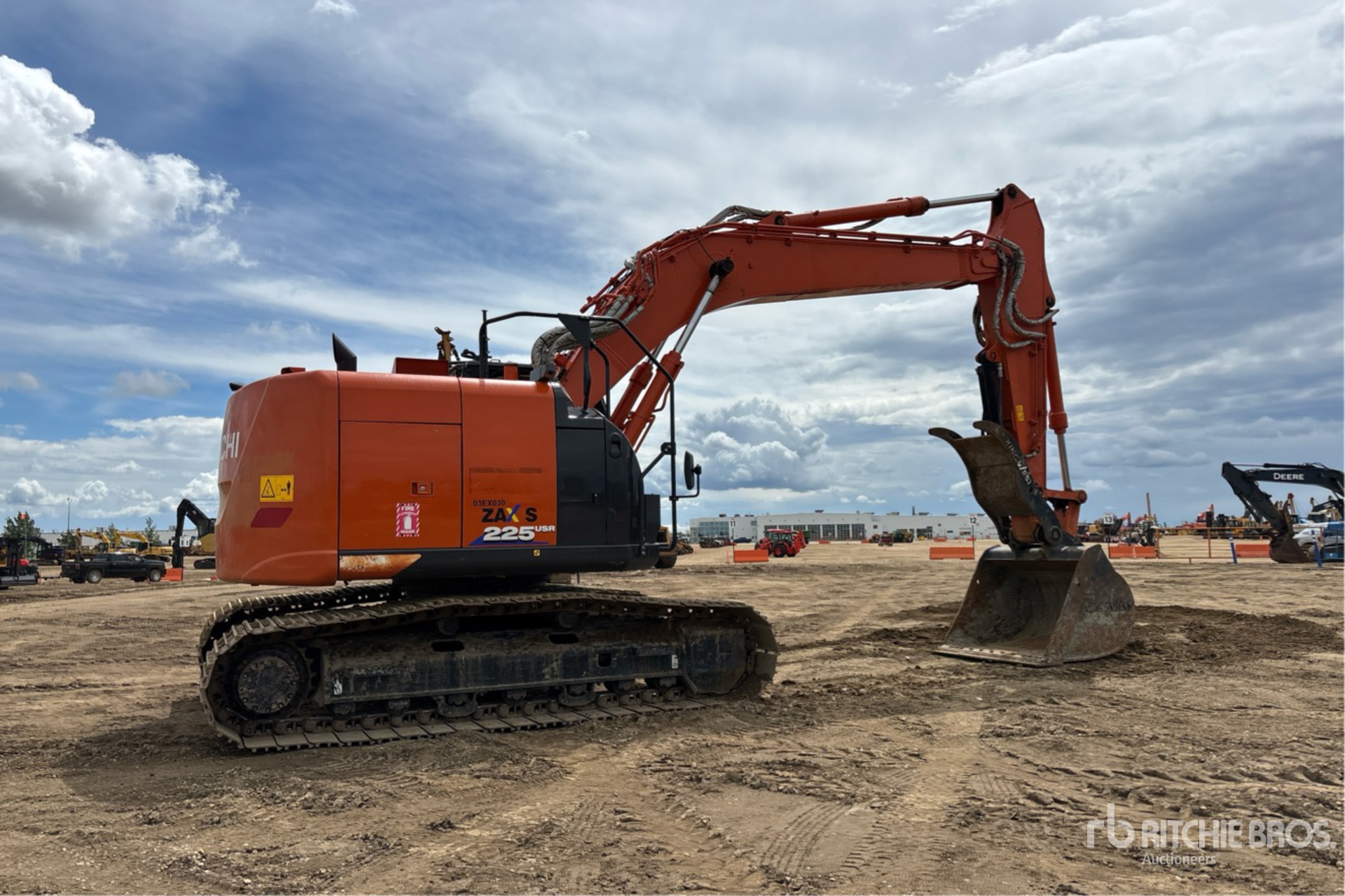 2019 Hitachi ZX225USR-6 Tracked Excavator | Ritchie Bros. Auctioneers