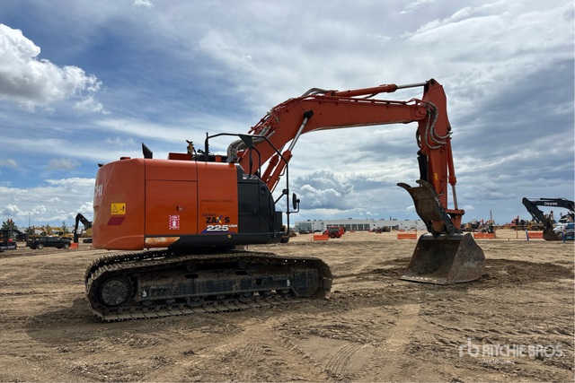 2019 Hitachi ZX225USR-6 Tracked Excavator | Ritchie Bros. Auctioneers