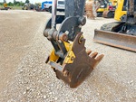 Specialty with Quick Coupler