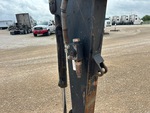 Hydraulics with Auxiliary Hydraulic Plumbing