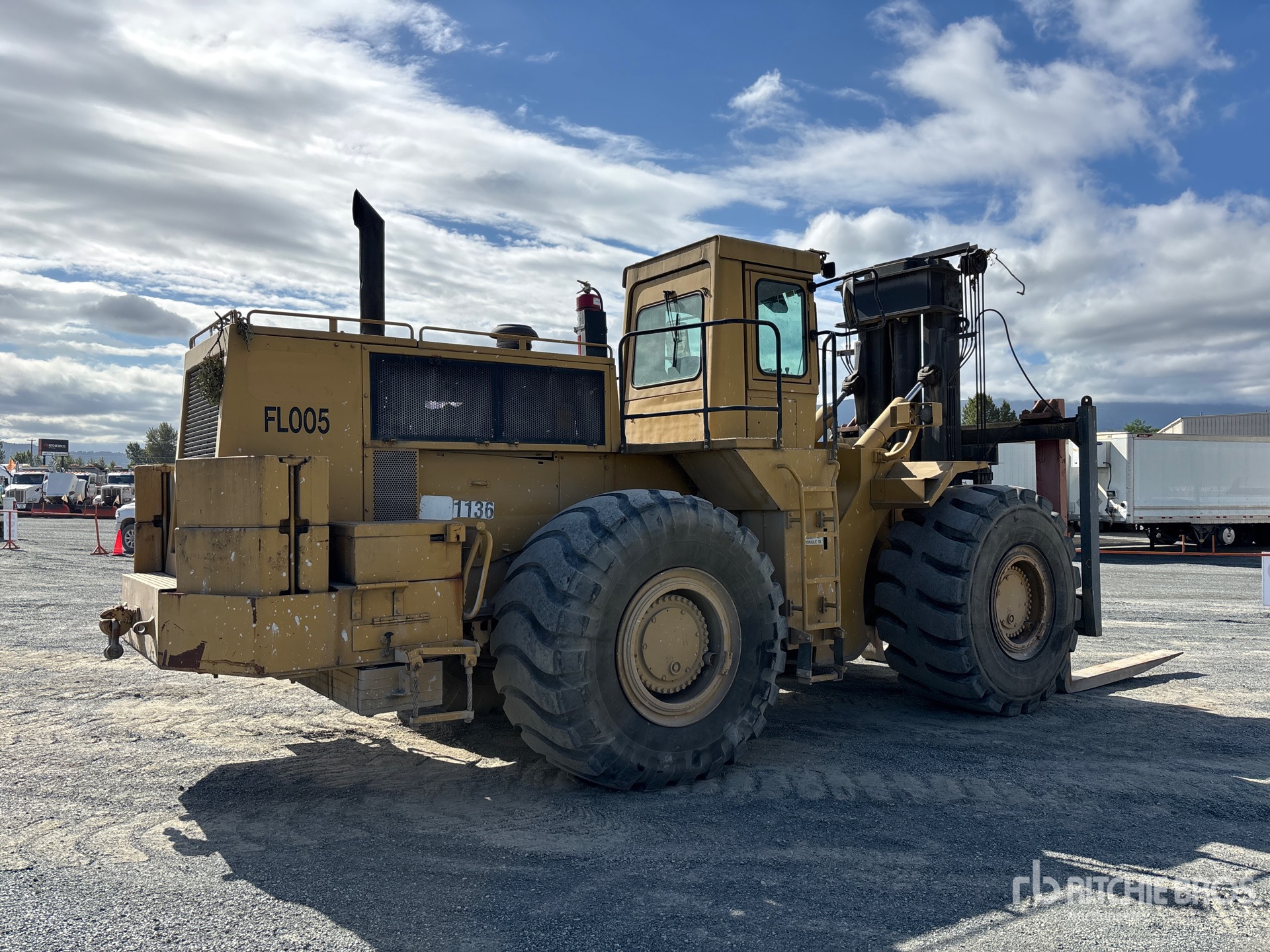 General Appearance with Picture, Right Rear Corner