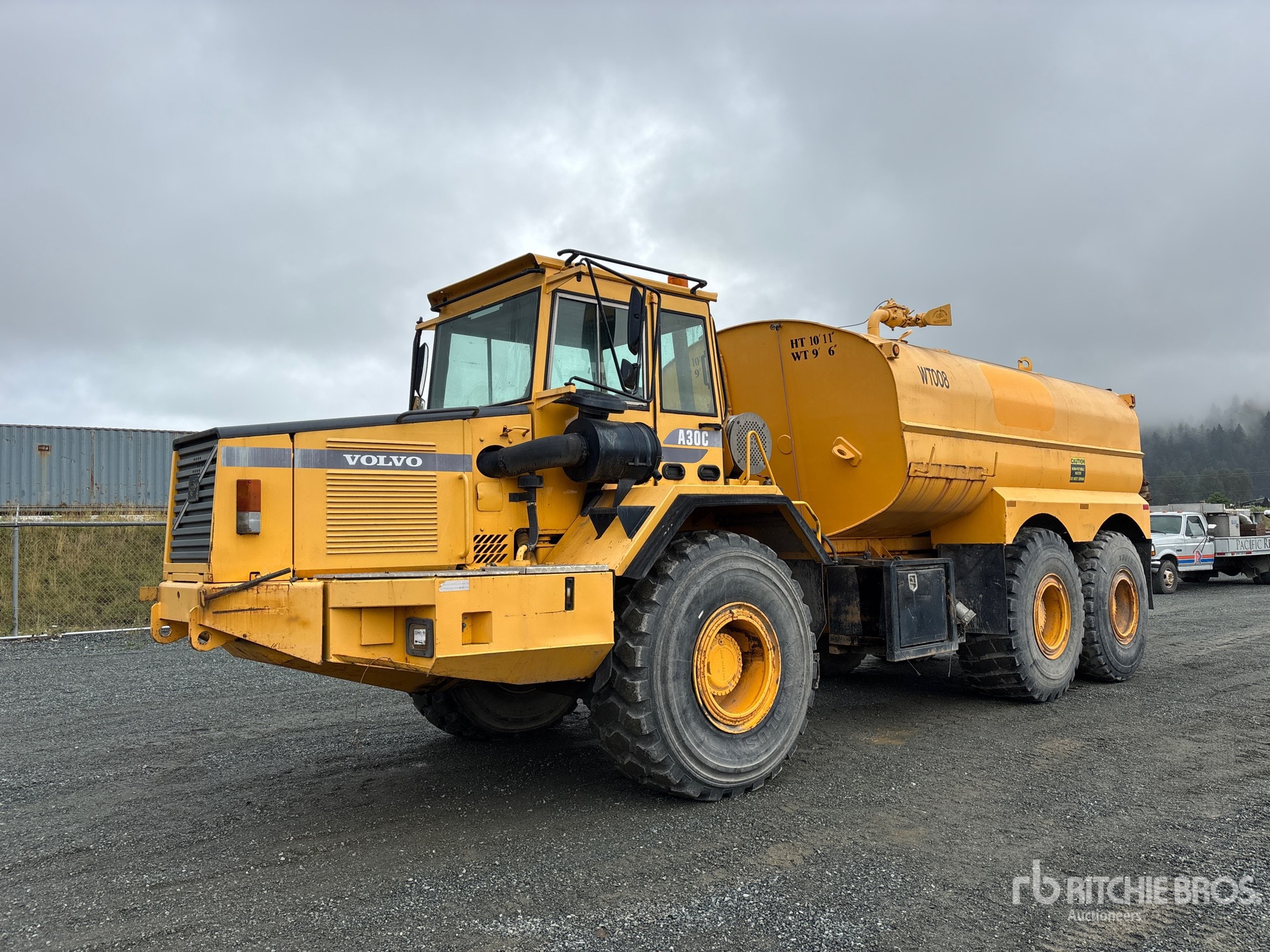 Photo of a 1997 Volvo A30C