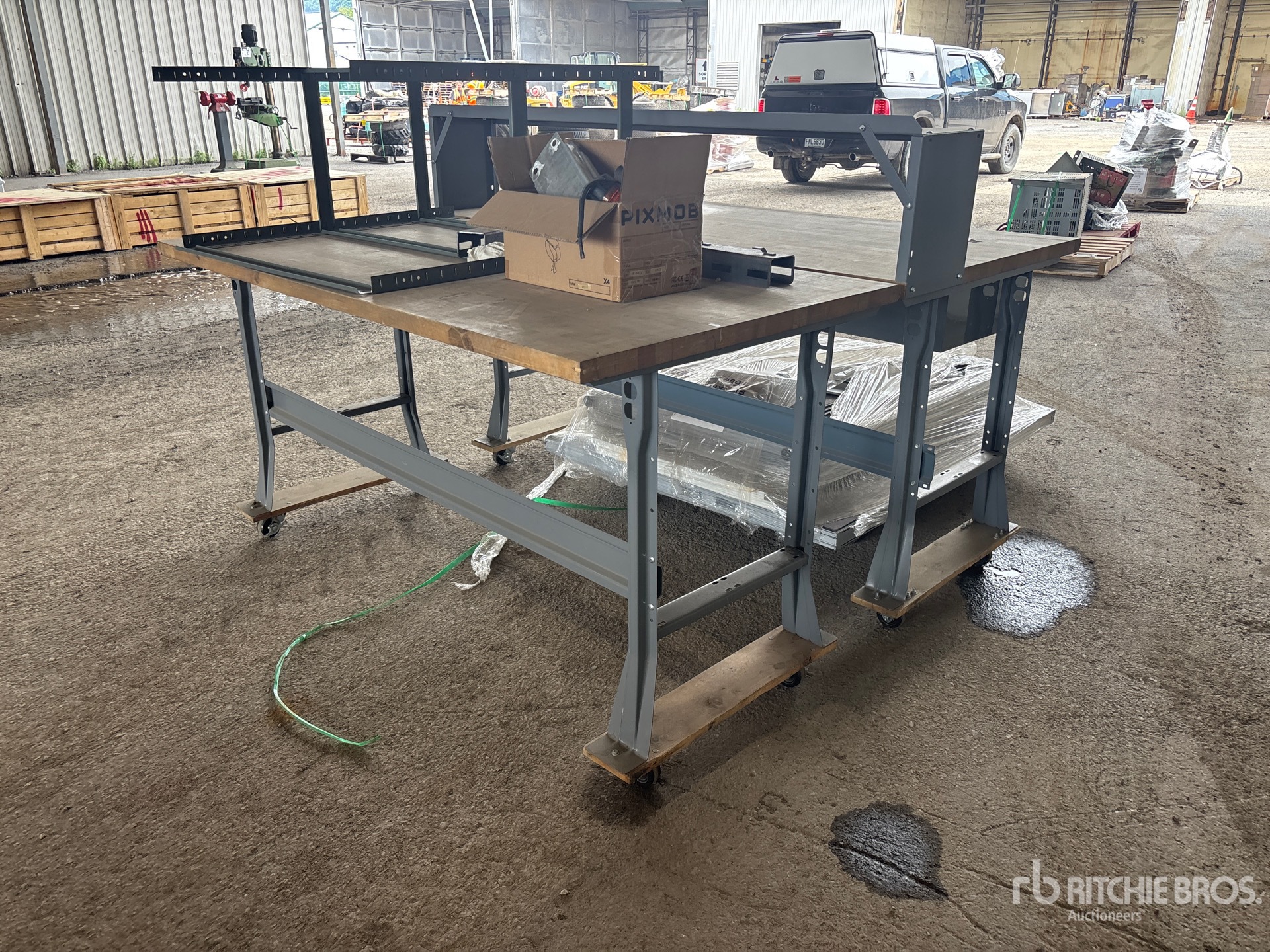 General Appearance with Picture, Left Rear Corner