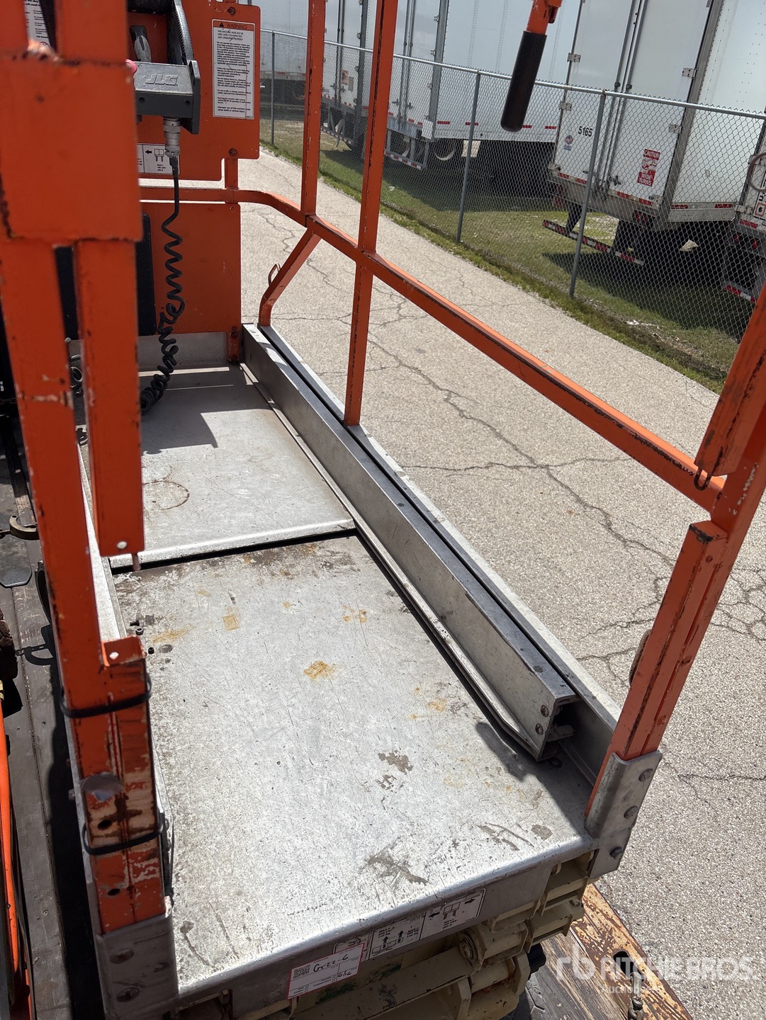 Photo of a 2005 JLG 1930ES