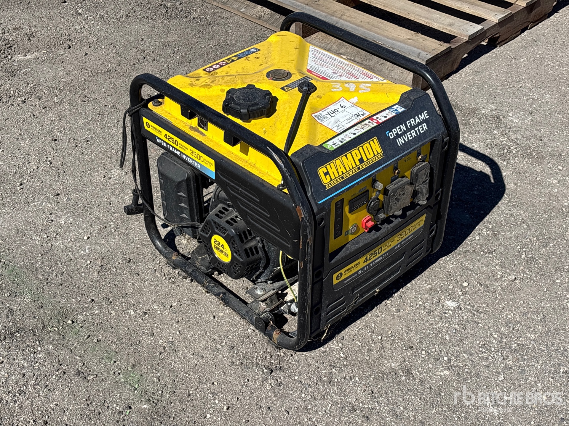 General Appearance with Picture, Right Rear Corner