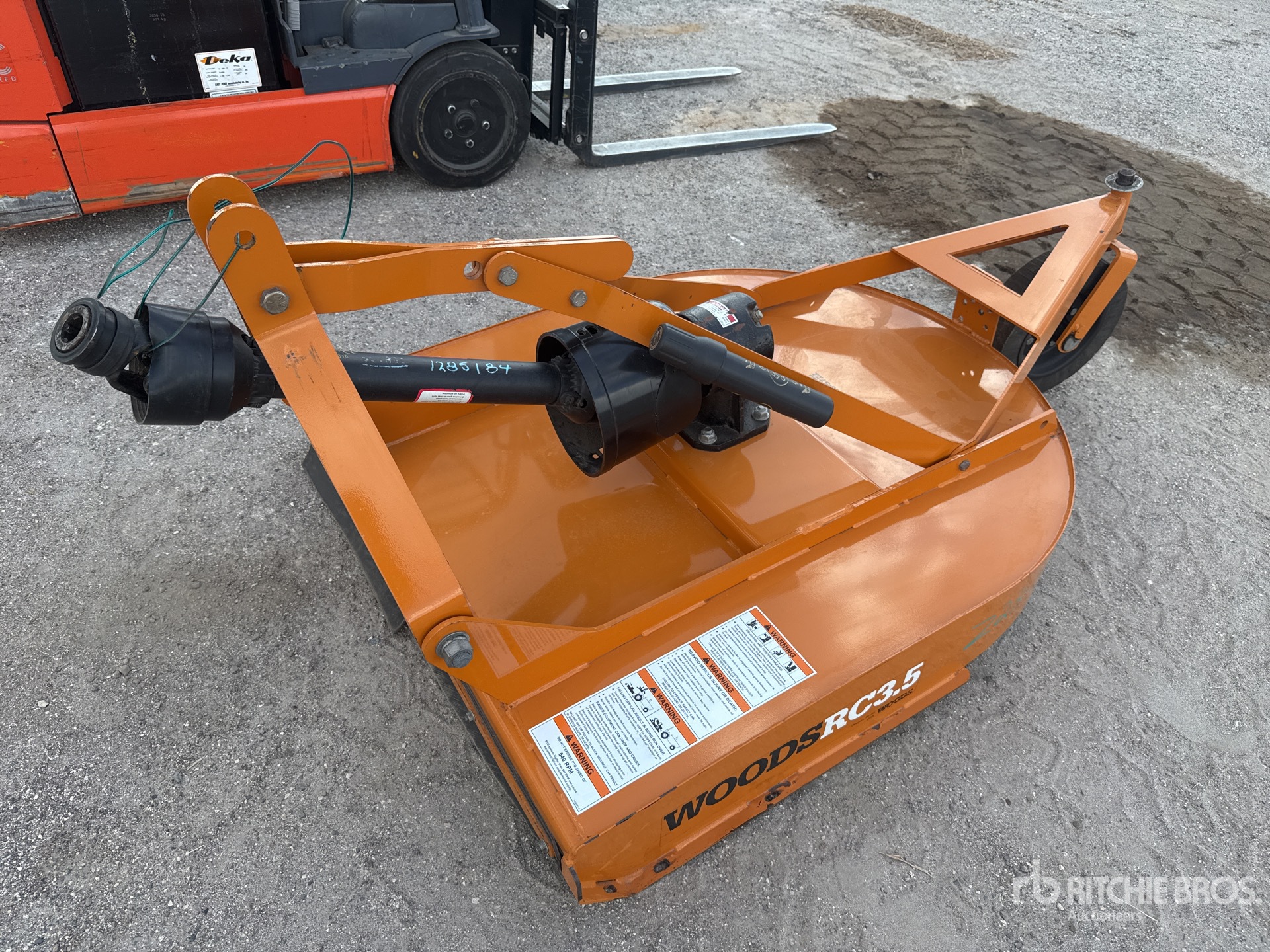General Appearance with Picture, Right Rear Corner