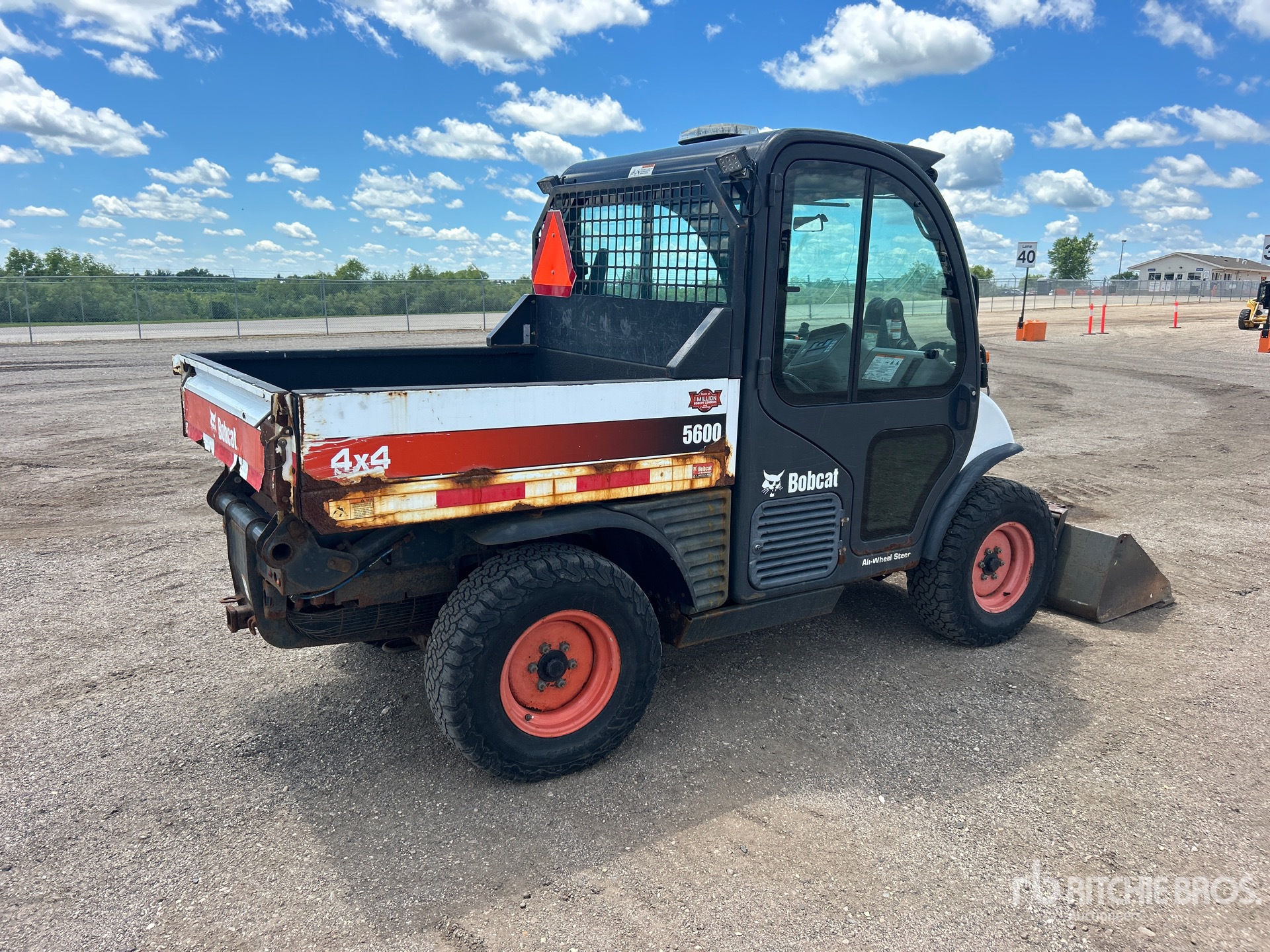 General Appearance with Picture, Right Rear Corner