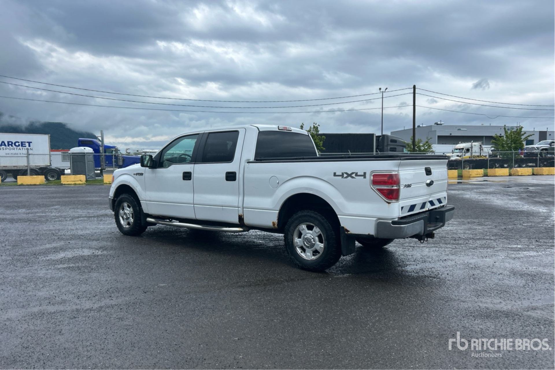 General Appearance with Picture, Left Rear Corner