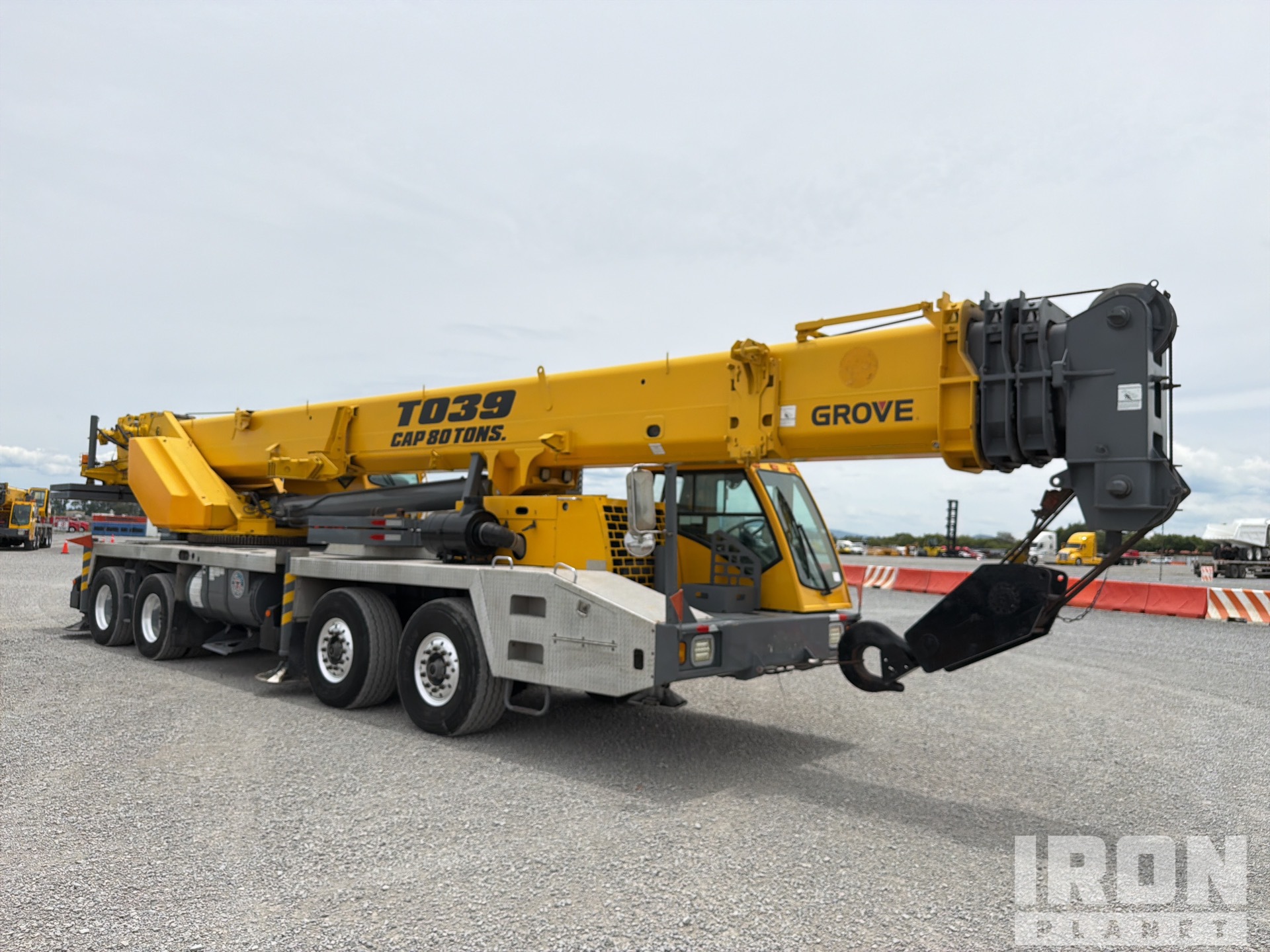 2007 Grove 8480GE