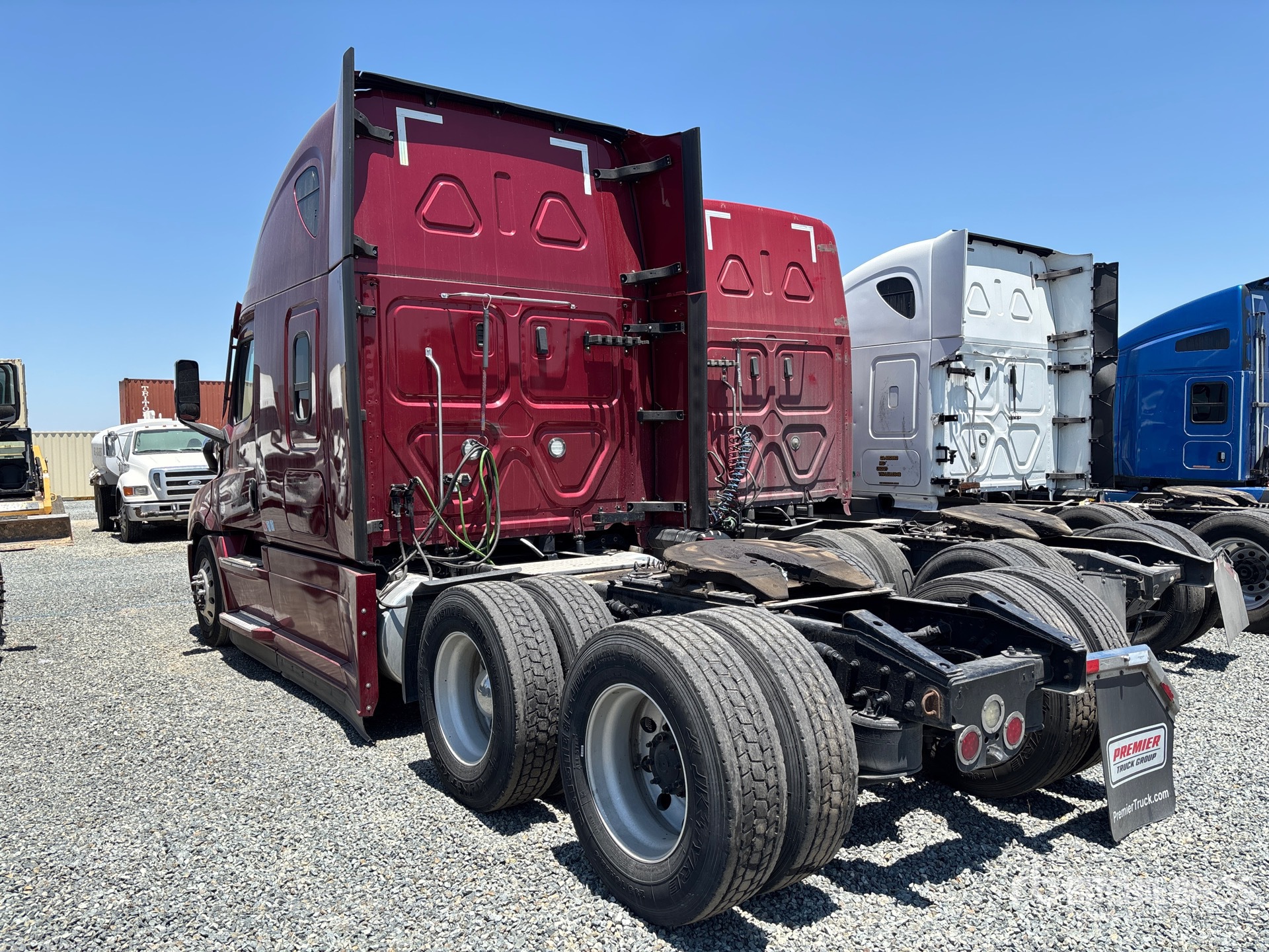 General Appearance with Picture, Left Rear Corner