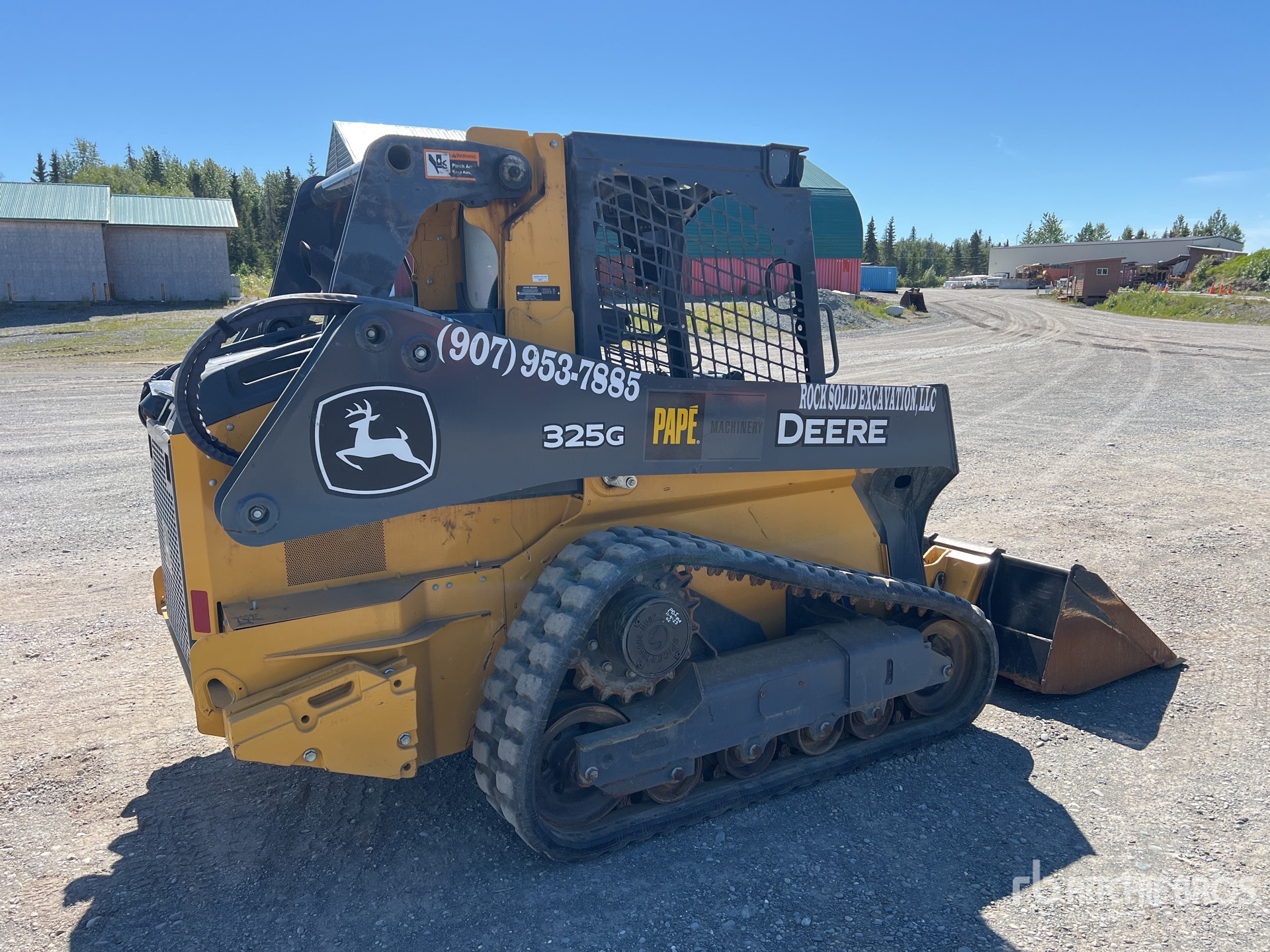 General Appearance with Picture, Right Rear Corner