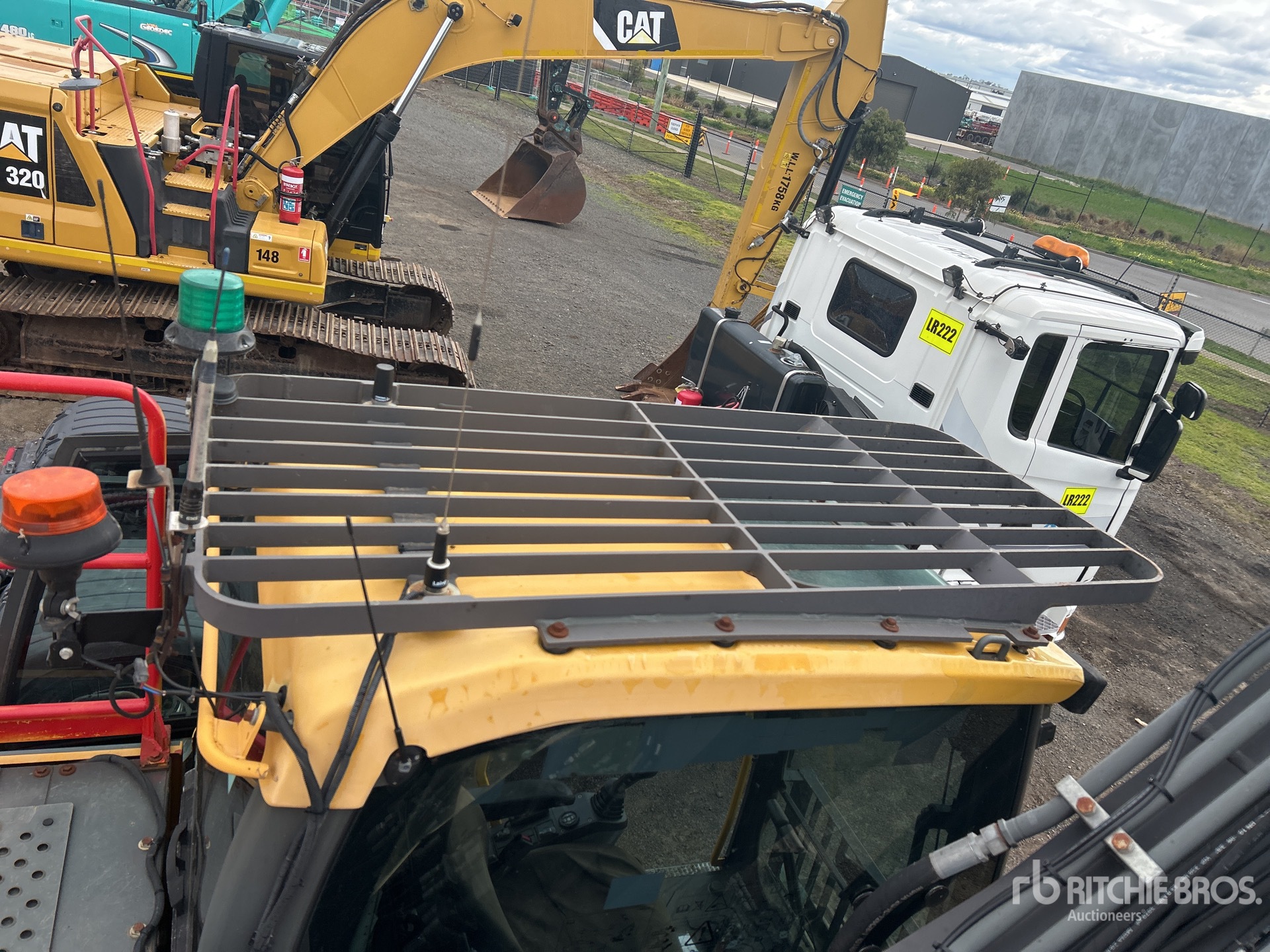 2018 Volvo EC250DL