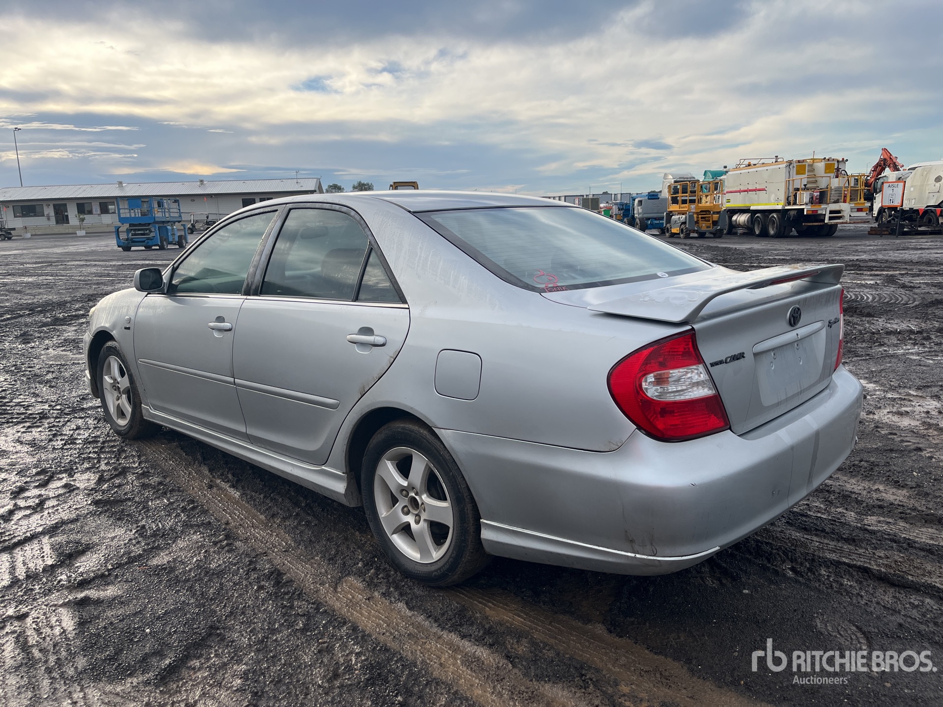 General Appearance with Picture, Right Rear Corner