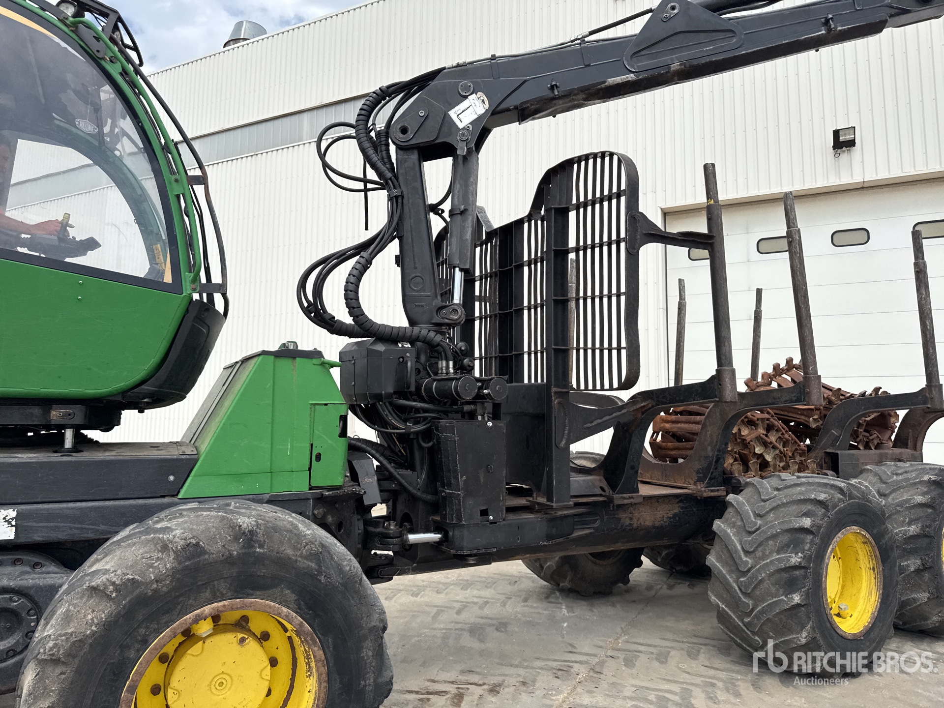 2016 John Deere 1210E