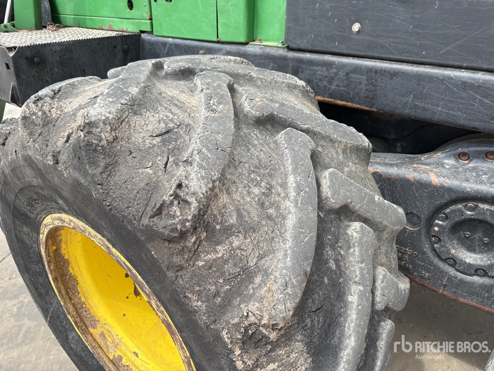 2016 John Deere 1210E
