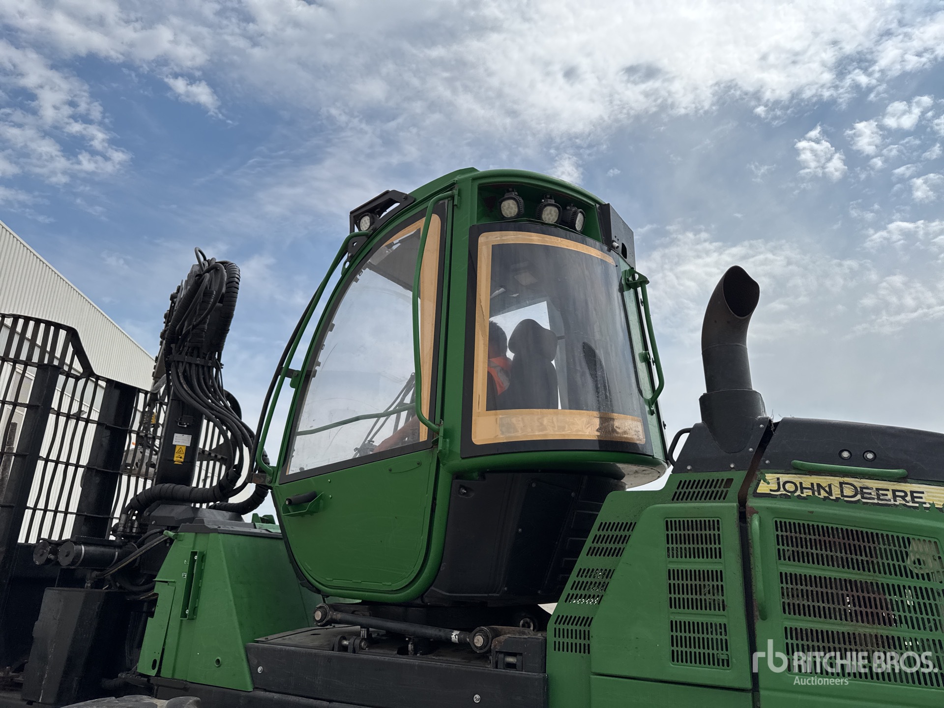 2016 John Deere 1210E