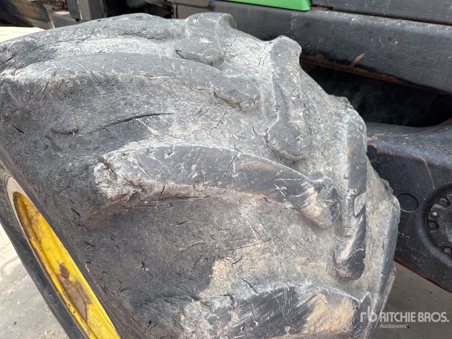 2016 John Deere 1210E