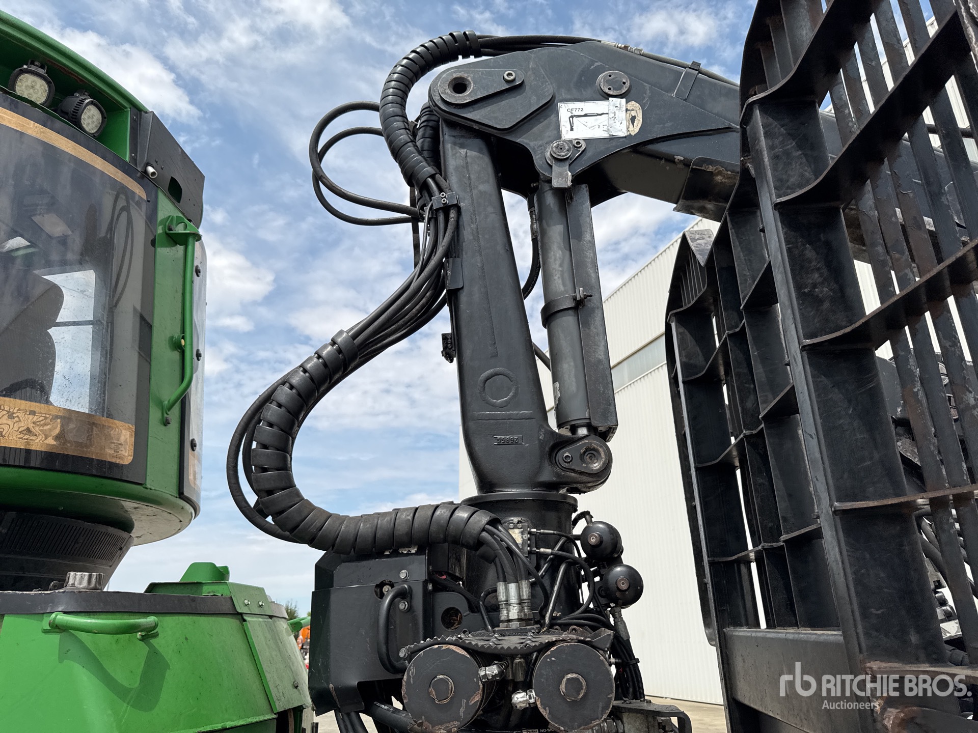 2016 John Deere 1210E