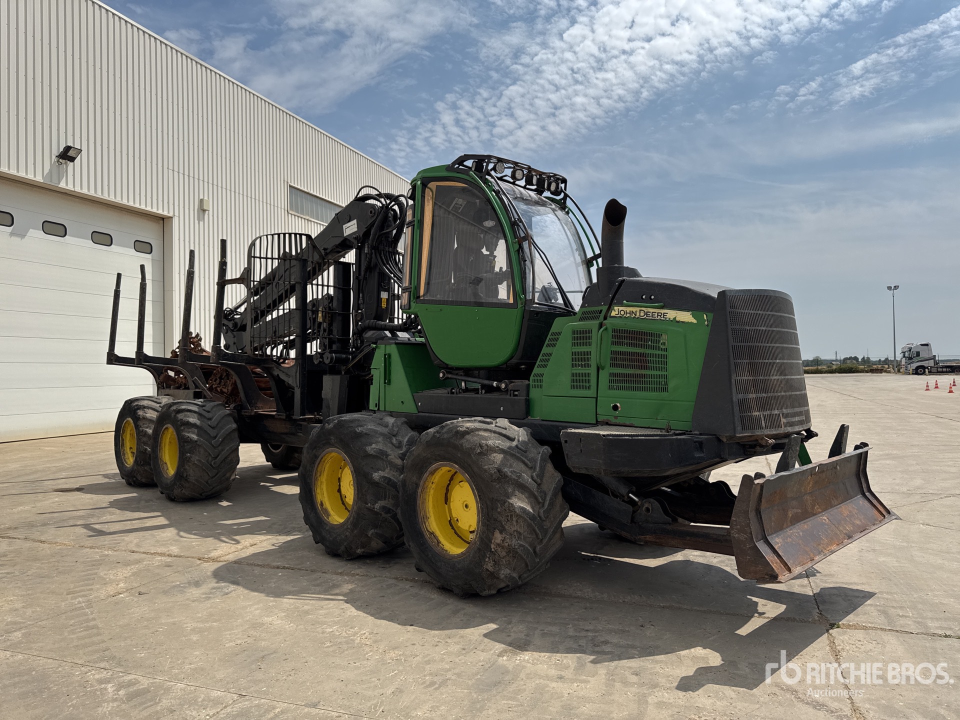 2016 John Deere 1210E